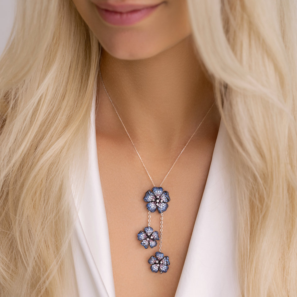 Diamond pendant with Sapphire Ardath