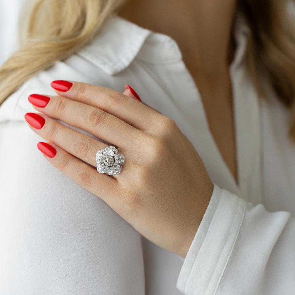 Diamond ring Blossom Bliss