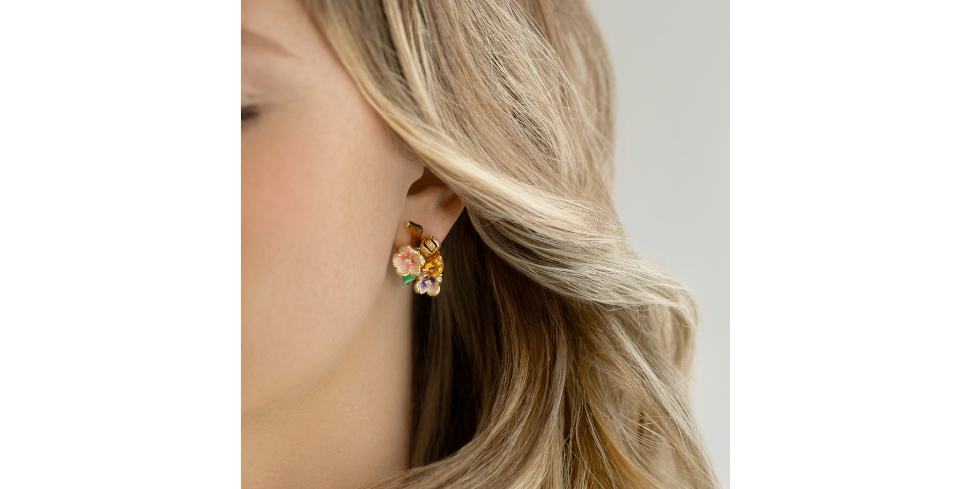 Diamond earrings and gemstones Latina