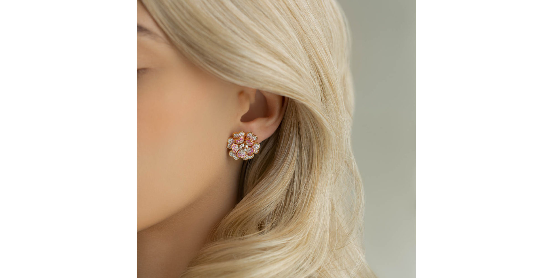 Diamond earrings and Sapphire Movie Star