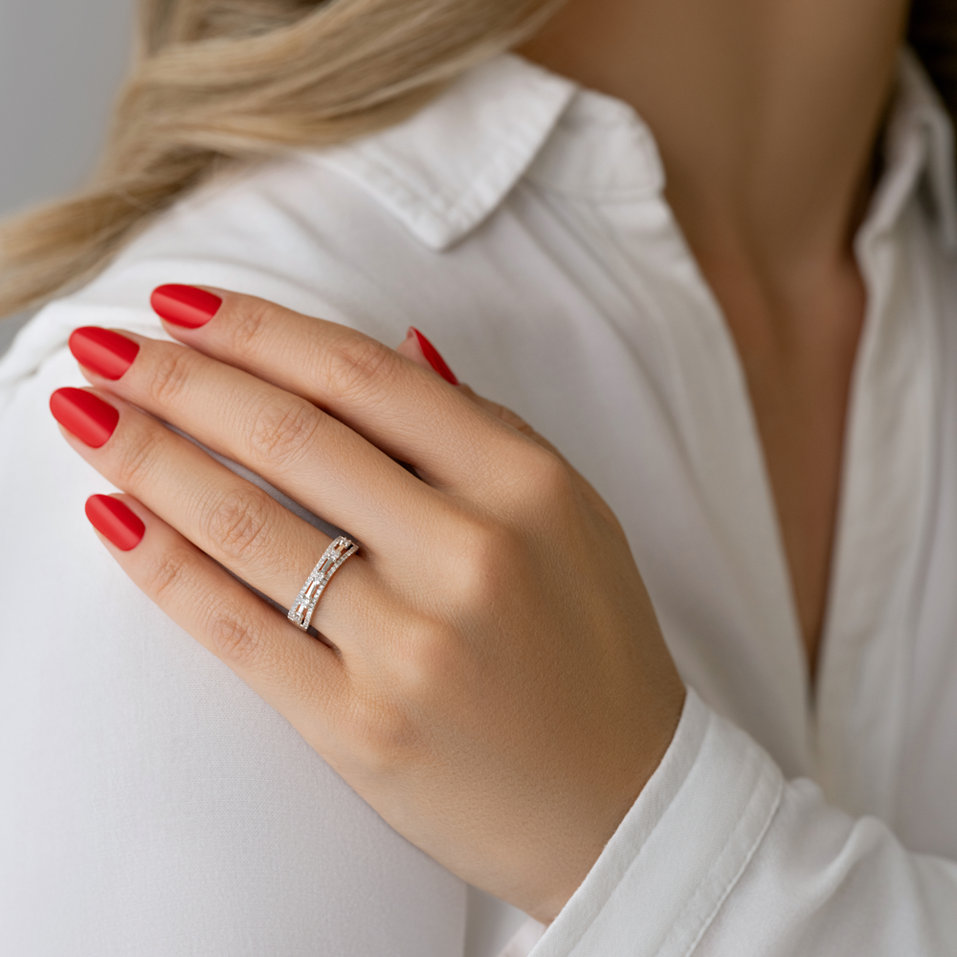 Diamond ring Saffronus