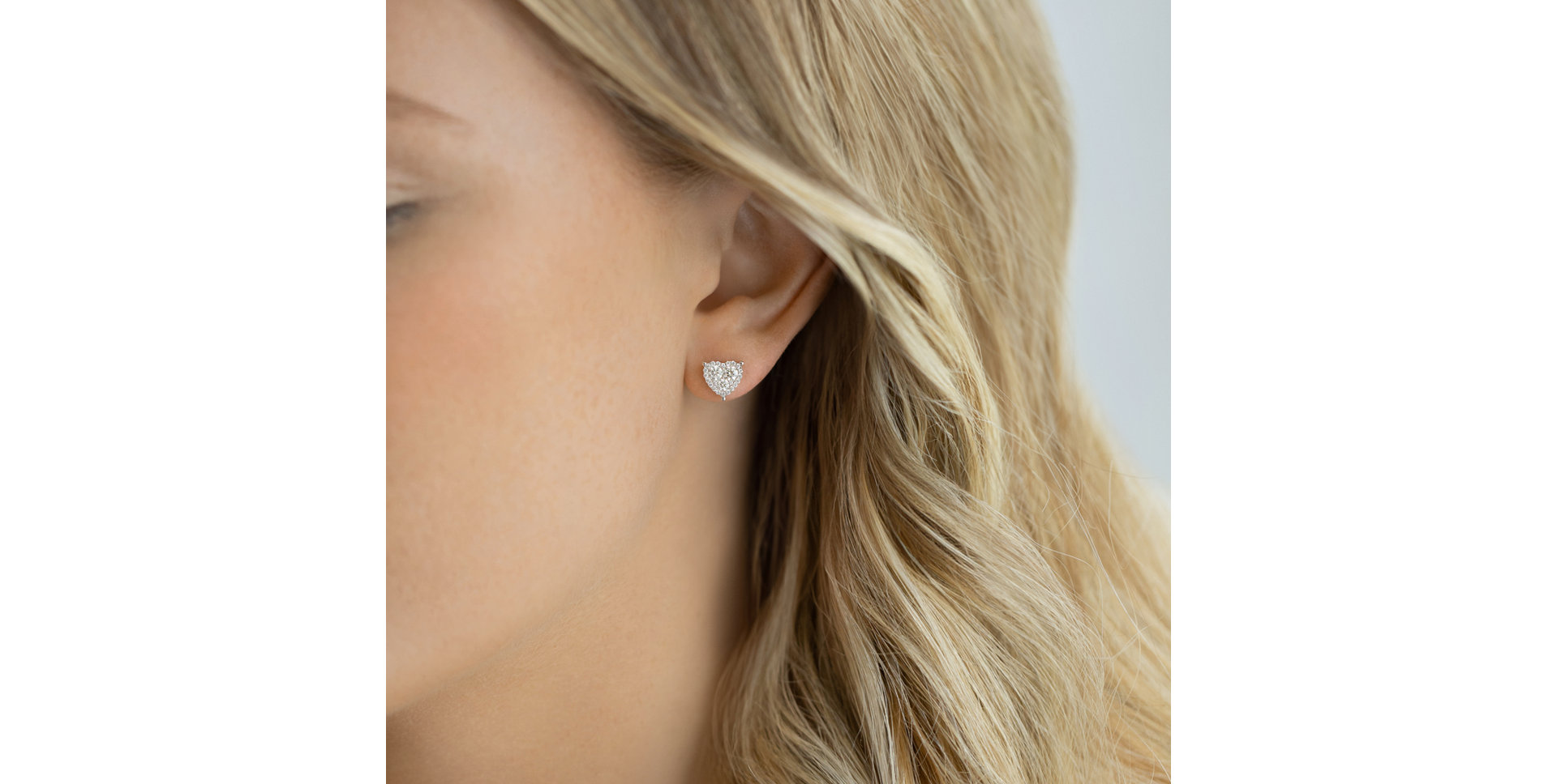 Diamond earrings Benevolence