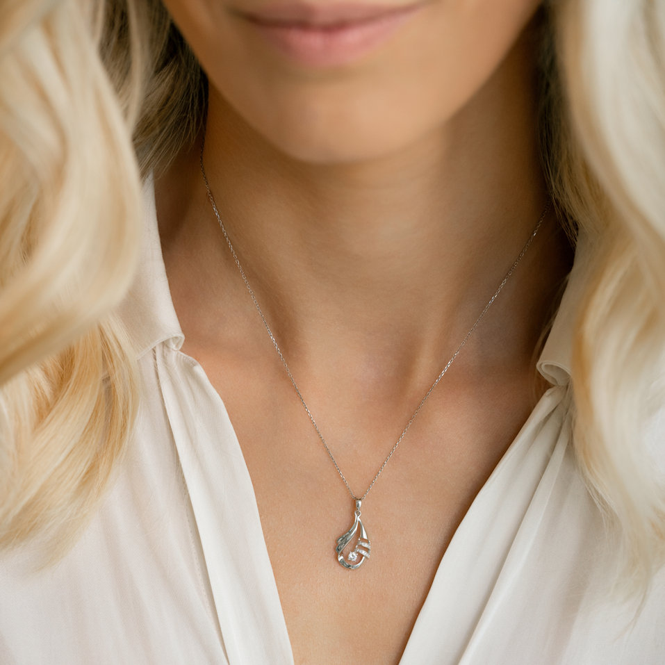 Diamond pendant Surrvive Glance