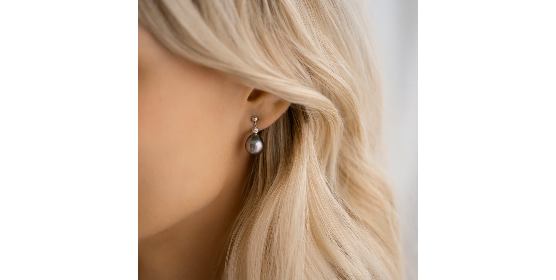 Earrings with Pearl Athena