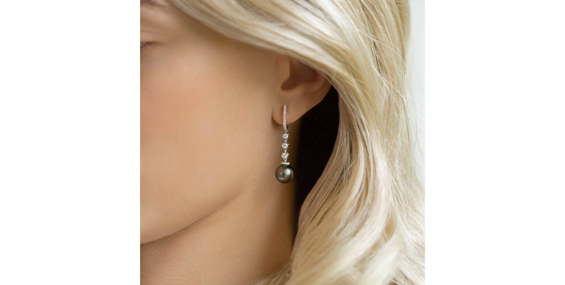 Diamond earrings with Pearl Azazia