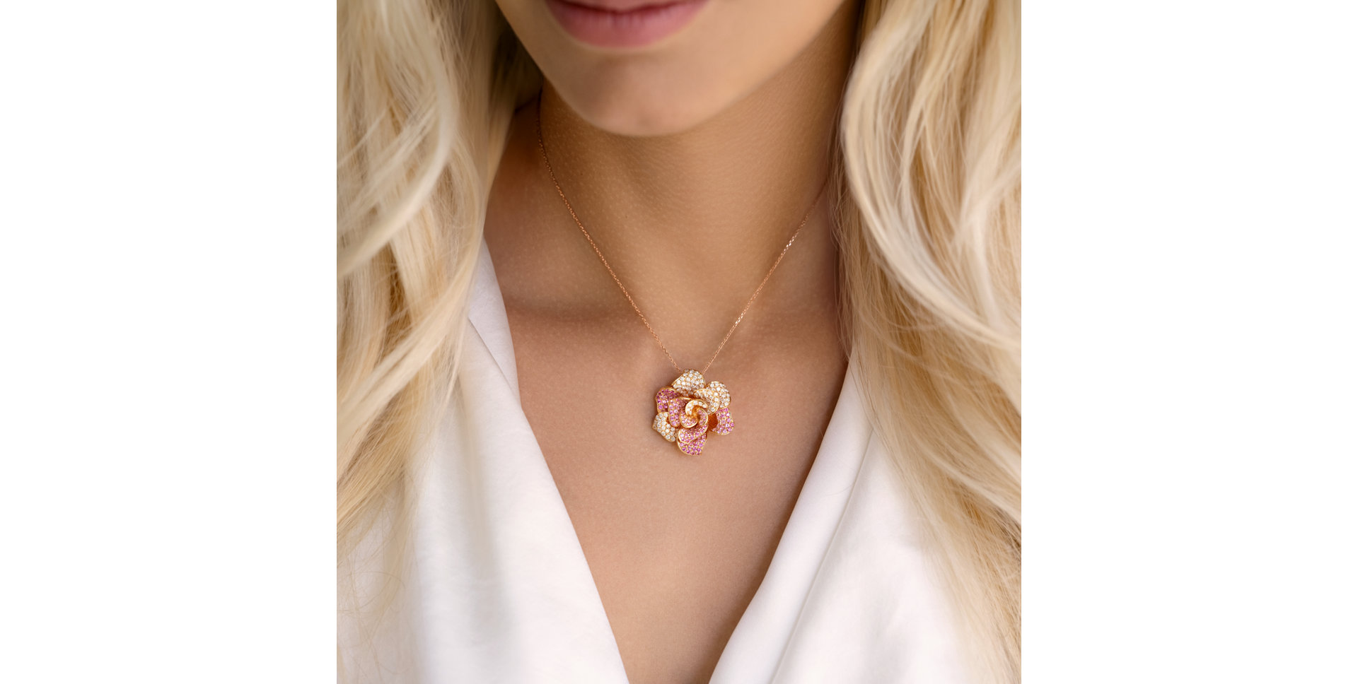 Diamond pendant with Sapphire Moon Magnolia