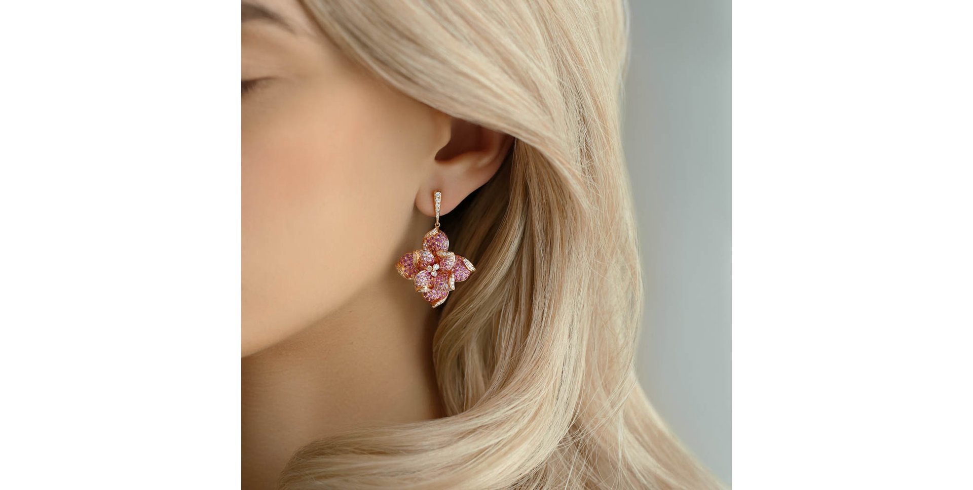 Diamond earrings and Sapphire Rossini