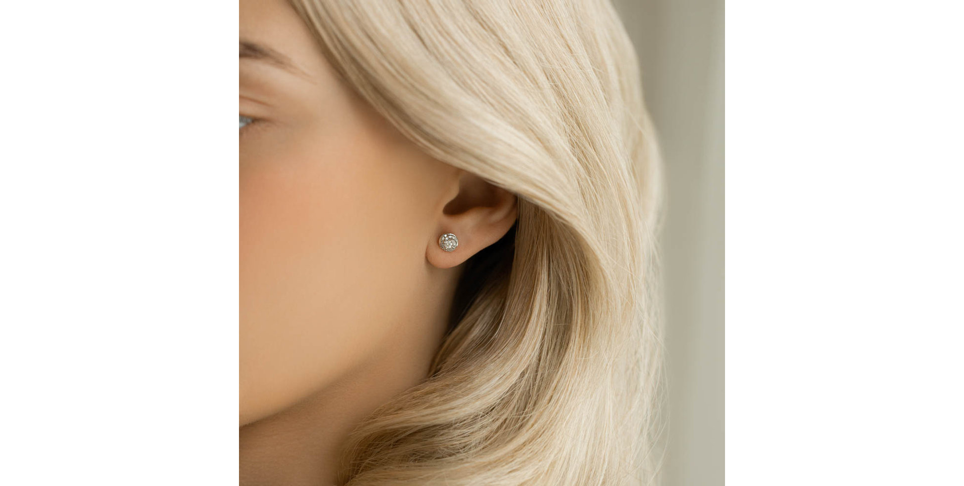 Diamond earrings Lysithea