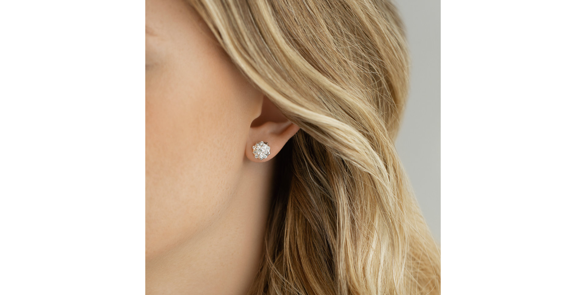 Diamond earrings Carolyn