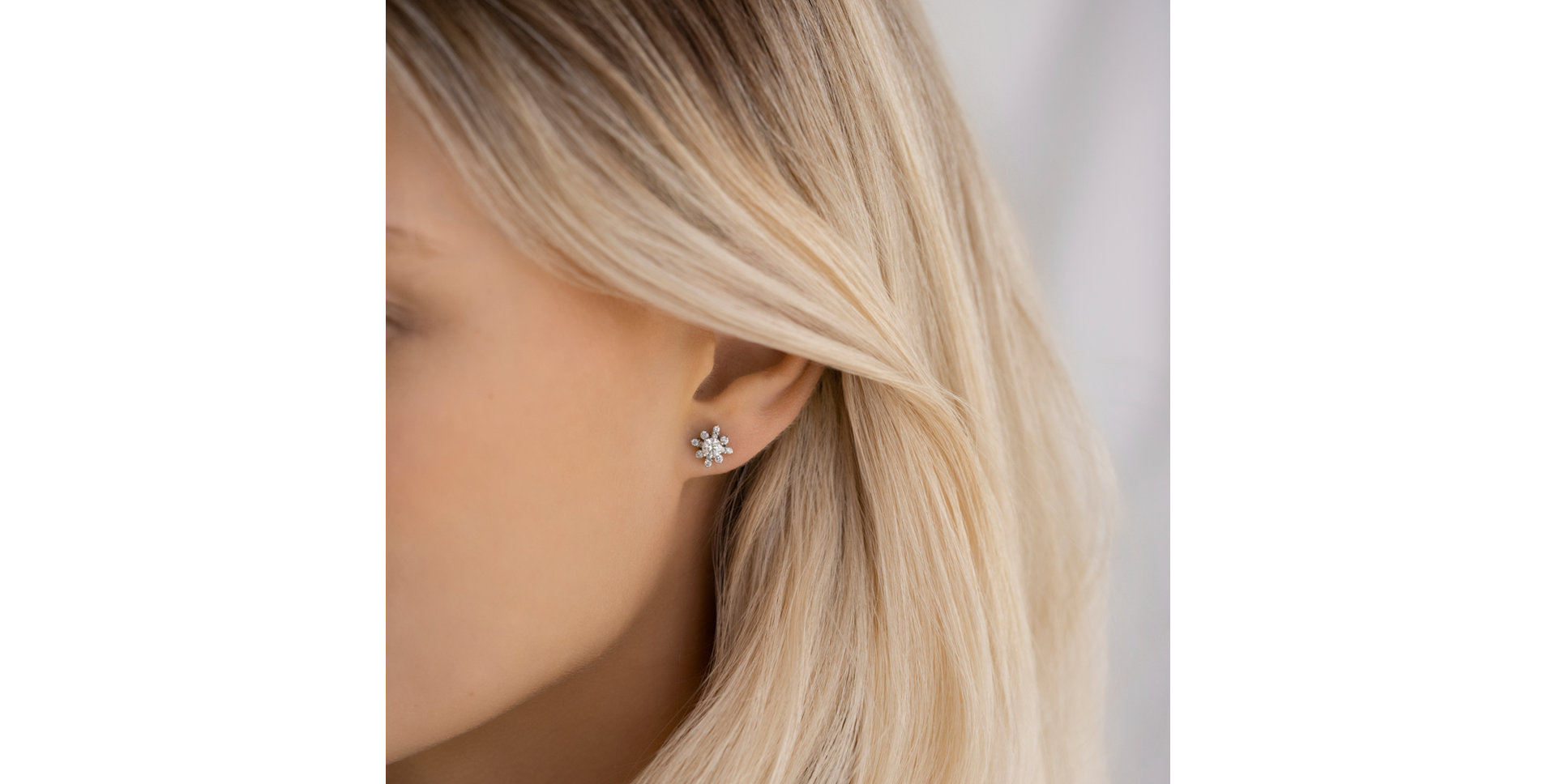 Diamond earrings Space Light