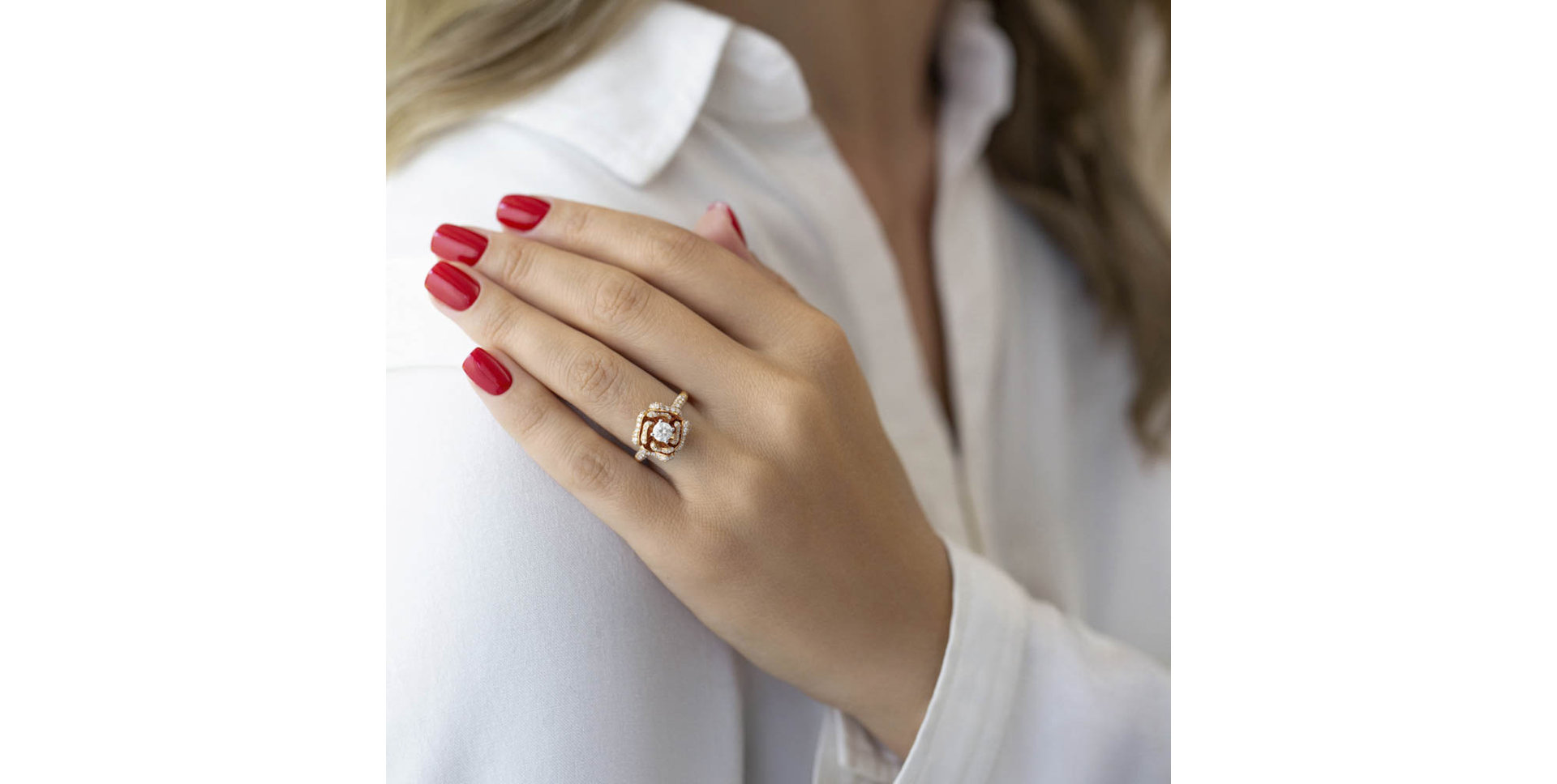 Diamond ring Carnation Pink