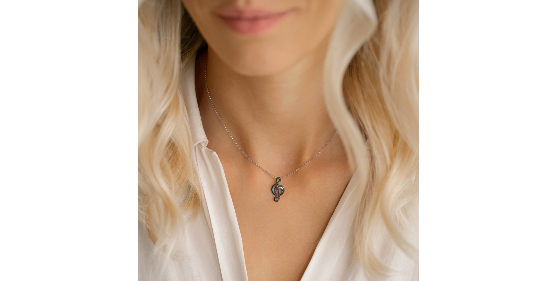 Necklace with black and white diamonds My Diamond Melody