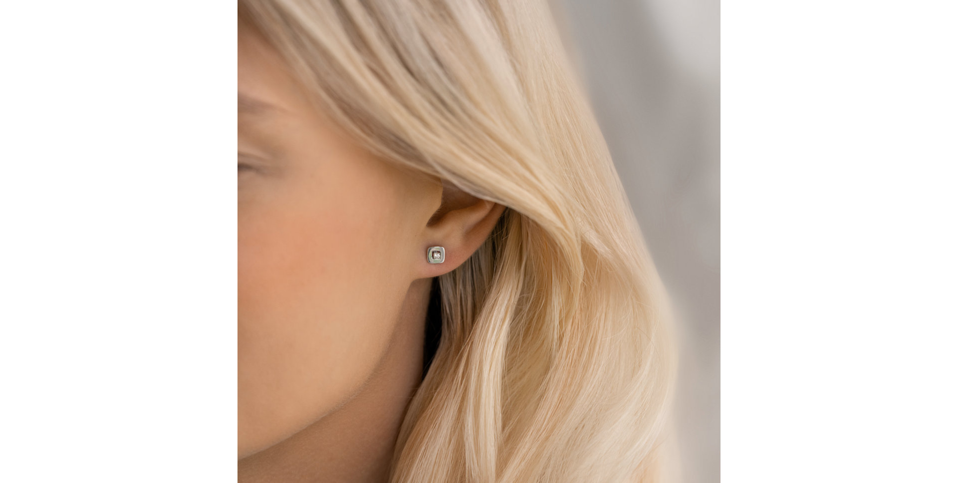 Diamond earrings Astrea