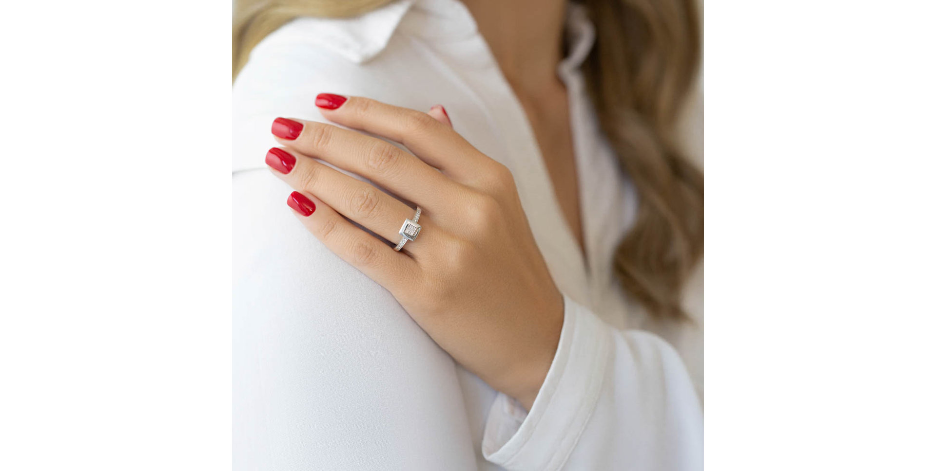 Diamond ring Anastasia