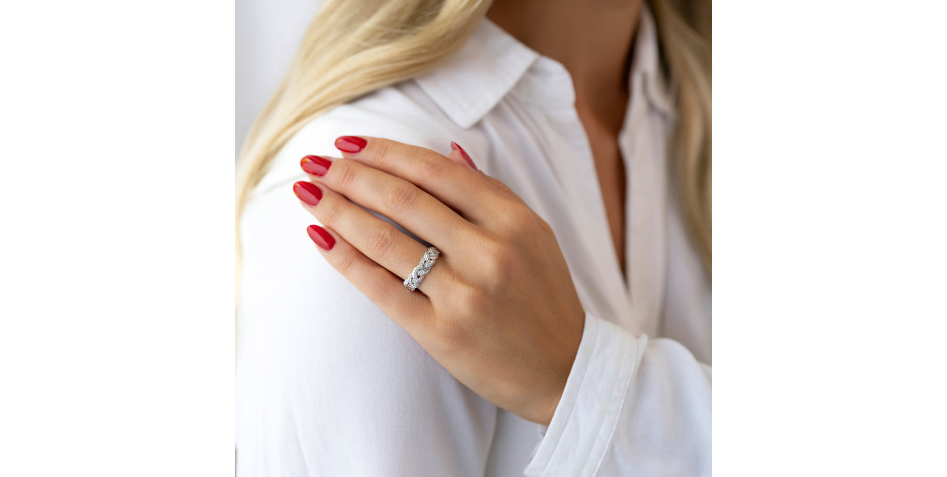 Diamond ring Johnston