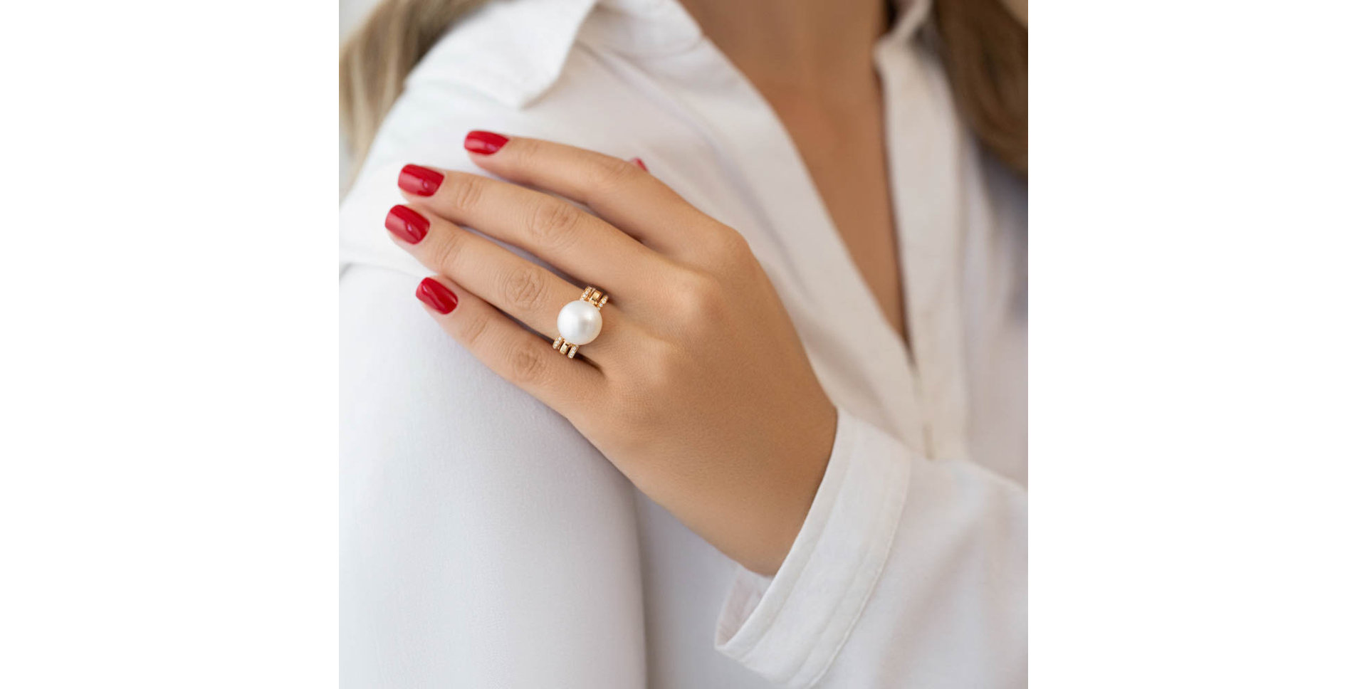 Diamond ring with Pearl Ocean Poetic