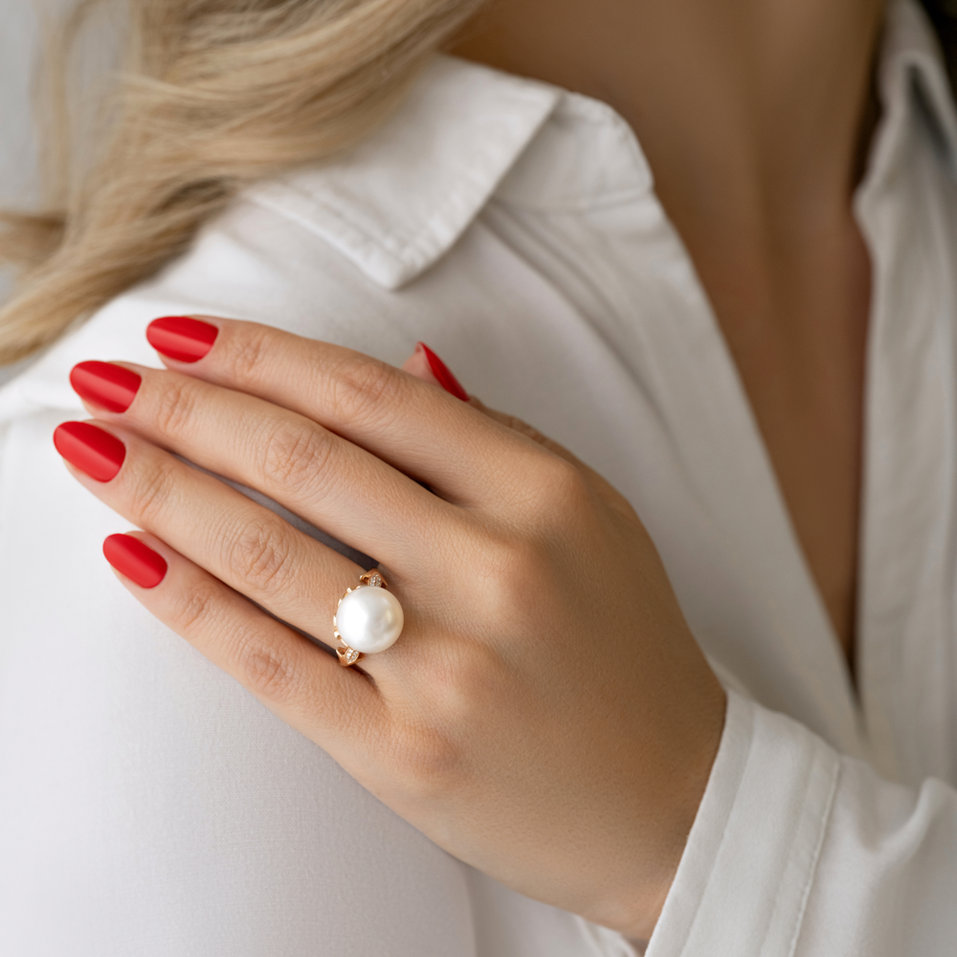 Diamond ring with Pearl Harmonic Ocean