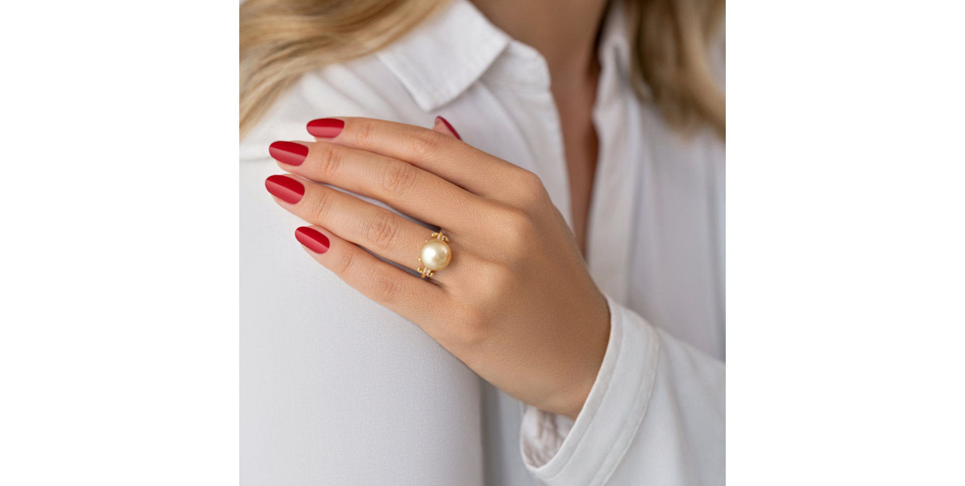 Diamond ring with Pearl Alaw