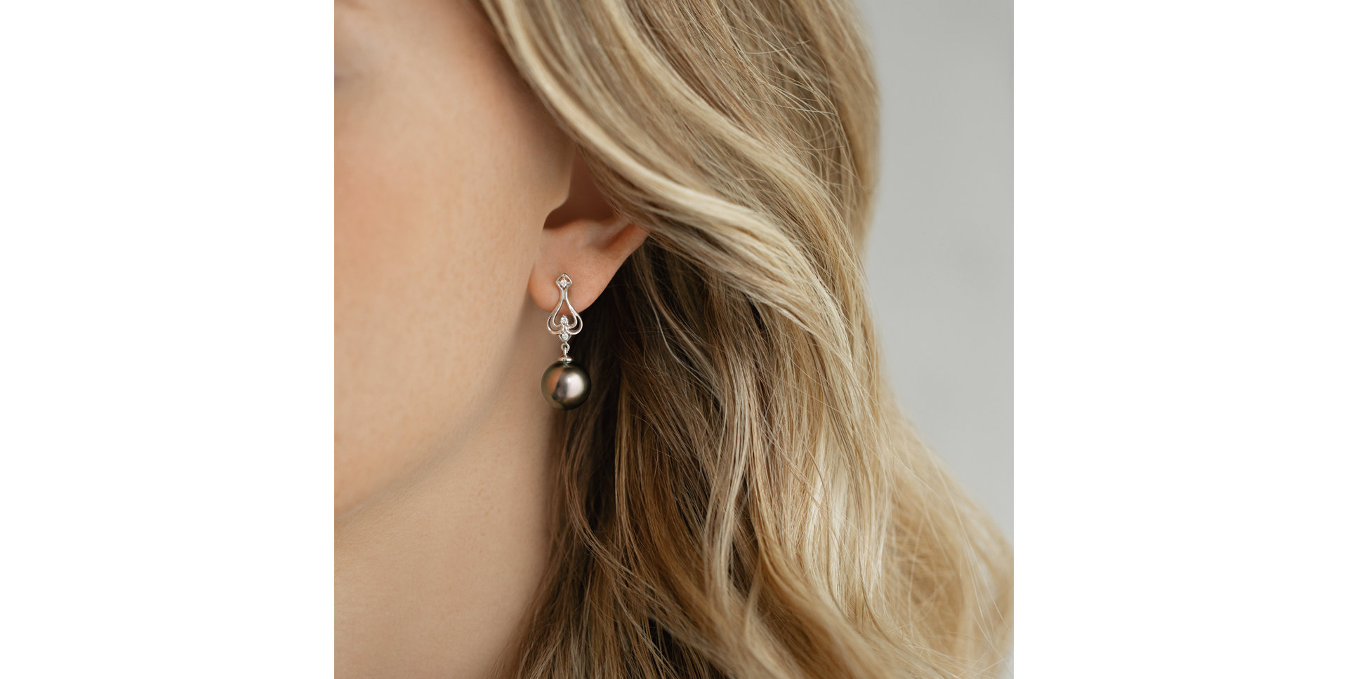 Diamond earrings with Pearl Astral Ocean