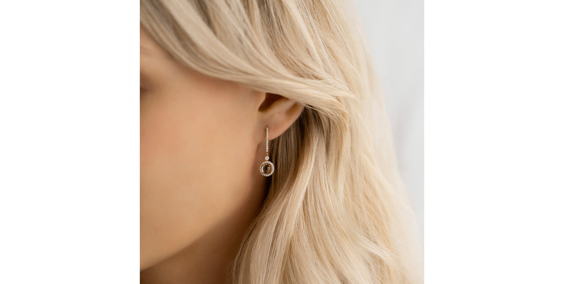 Diamond earrings with Quartz Cassiel