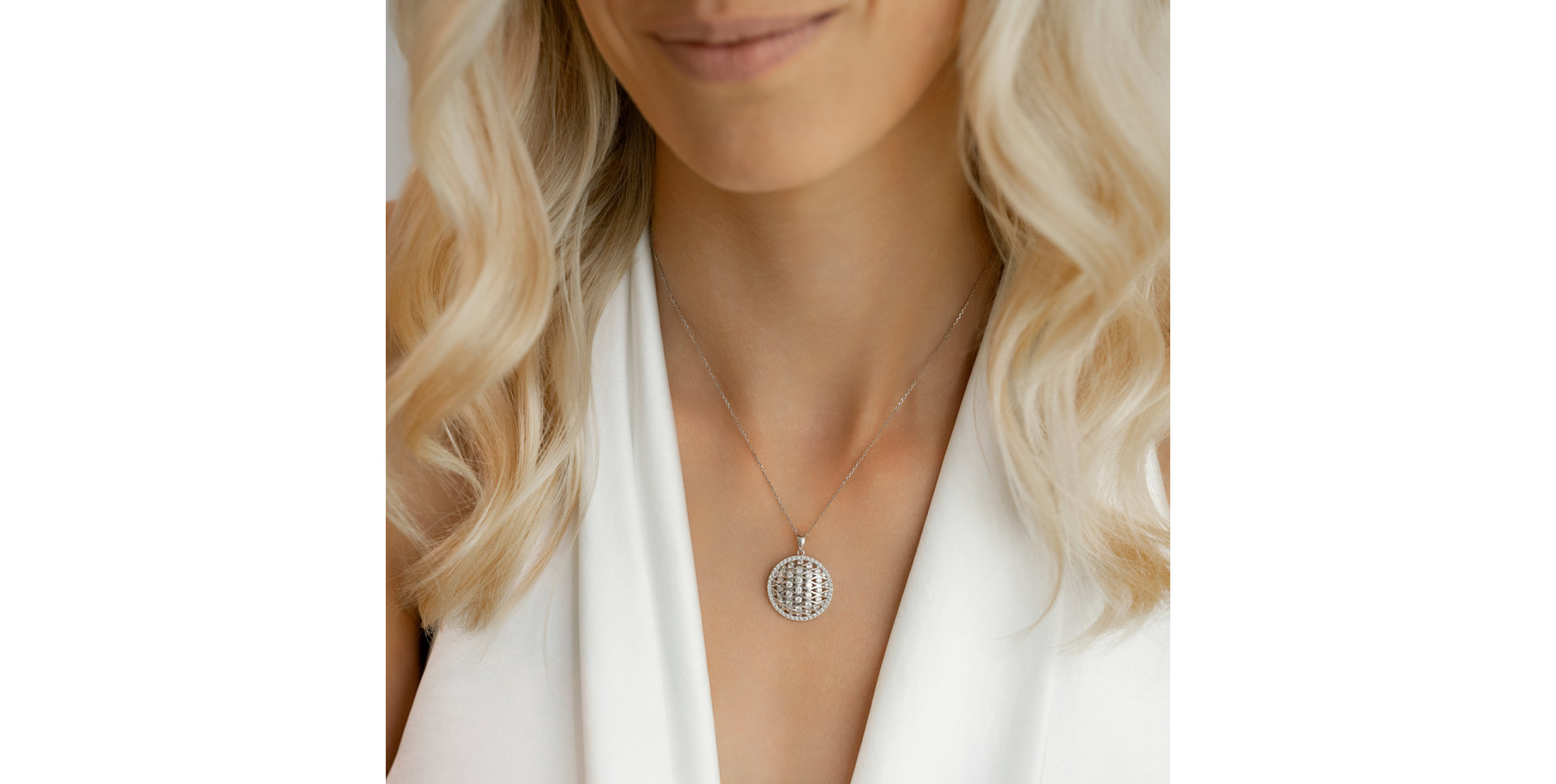 Diamond pendant Gaskin