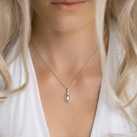 Diamond pendant Peaceful Haven