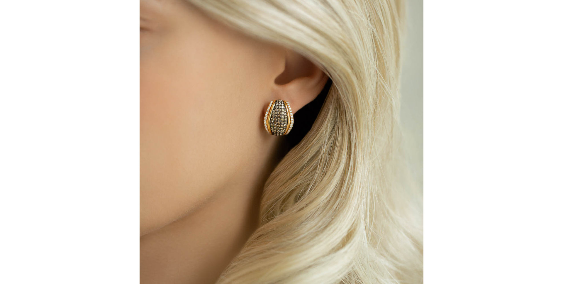 Earrings with brown and white diamonds Goldie