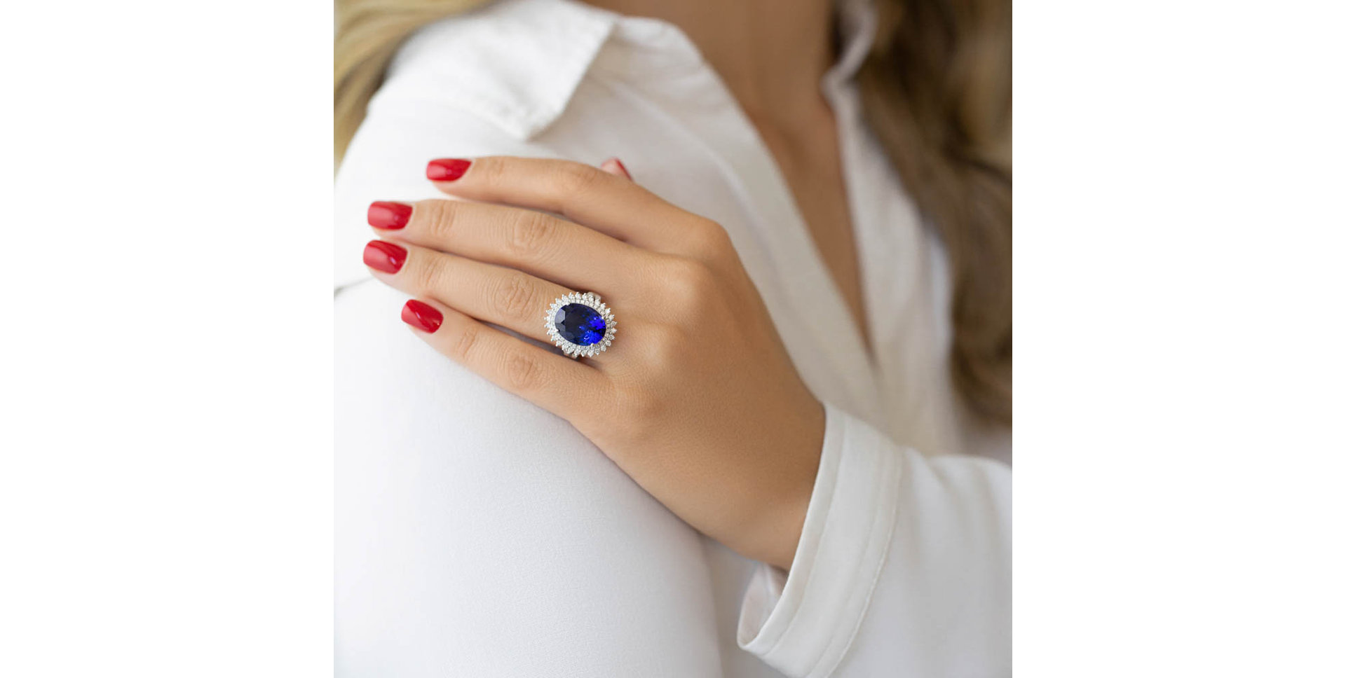 Diamond ring with Tanzanite Ocean Glam