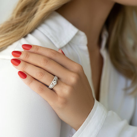 Diamond ring Valory