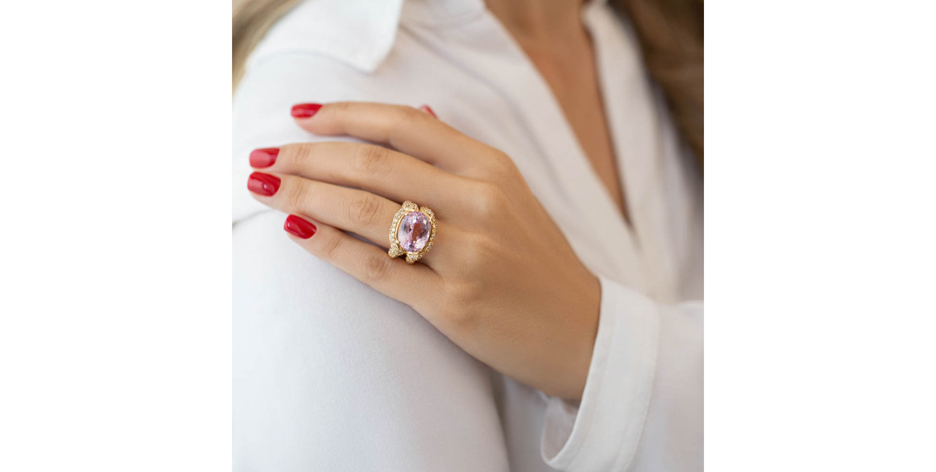 Diamond ring with Kunzite Purple Gentility