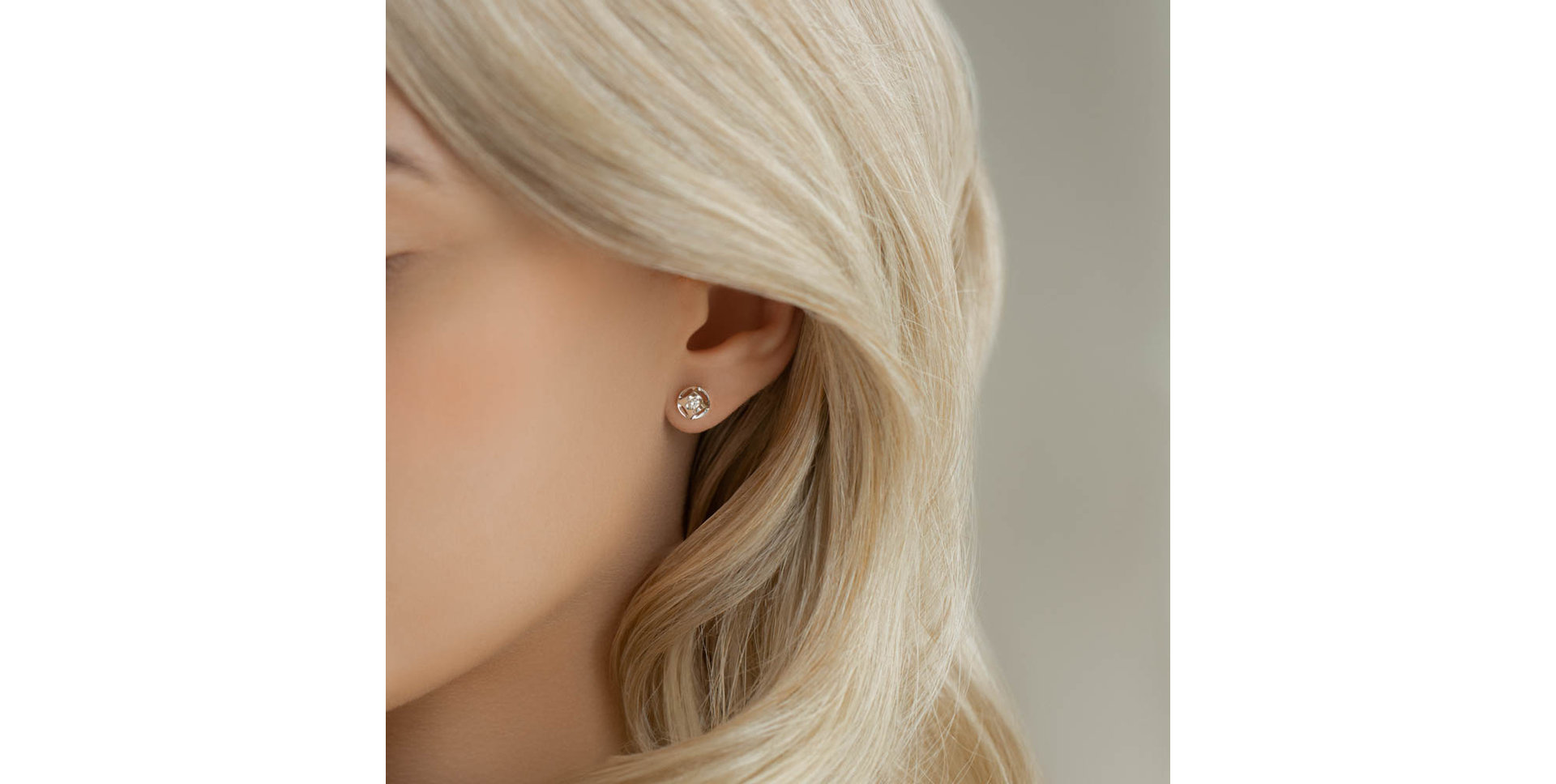 Diamond earrings Winning Cup