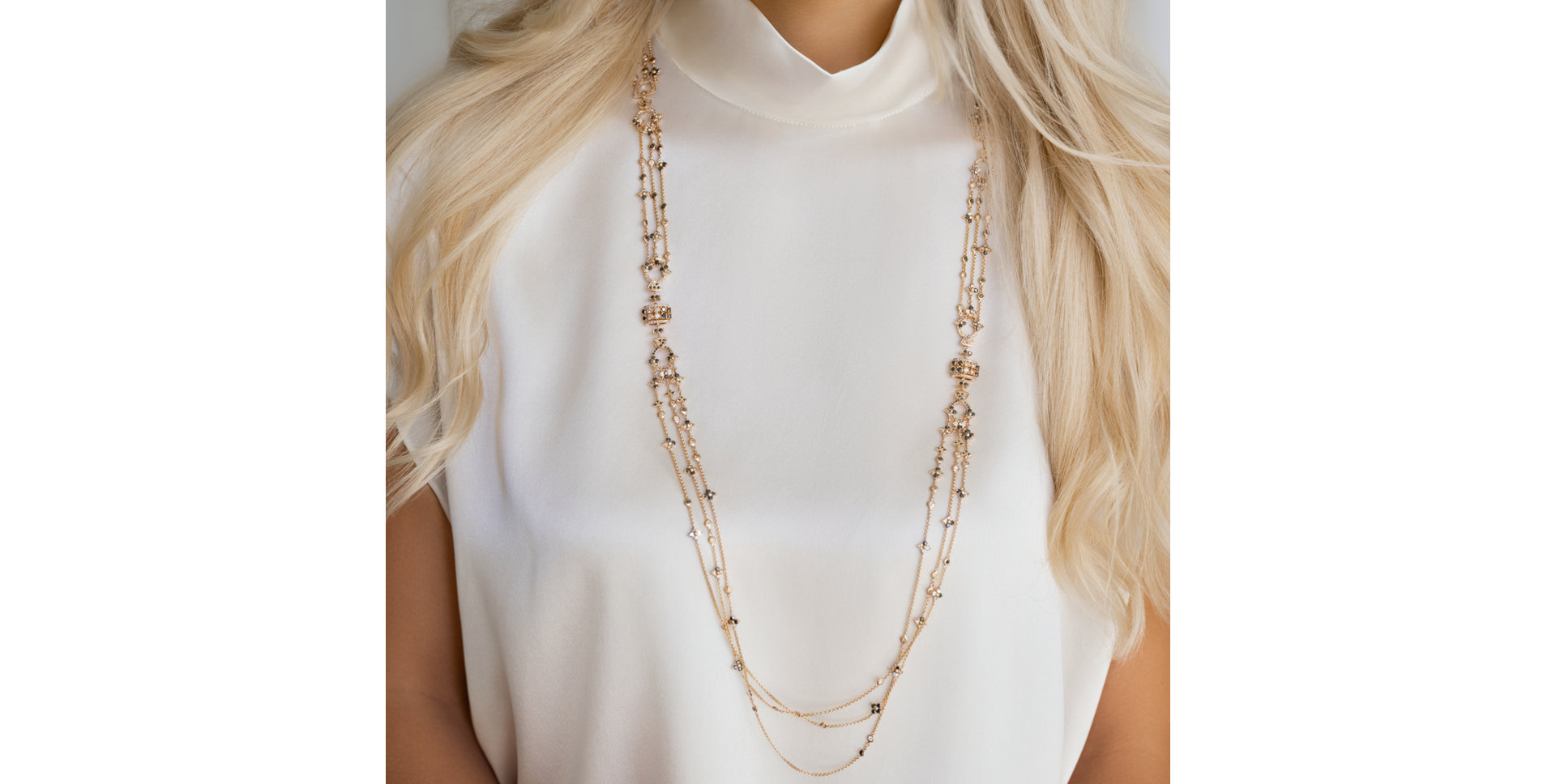 Necklace with brown and white diamonds Eternal Essence