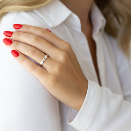 Diamond ring Lucy