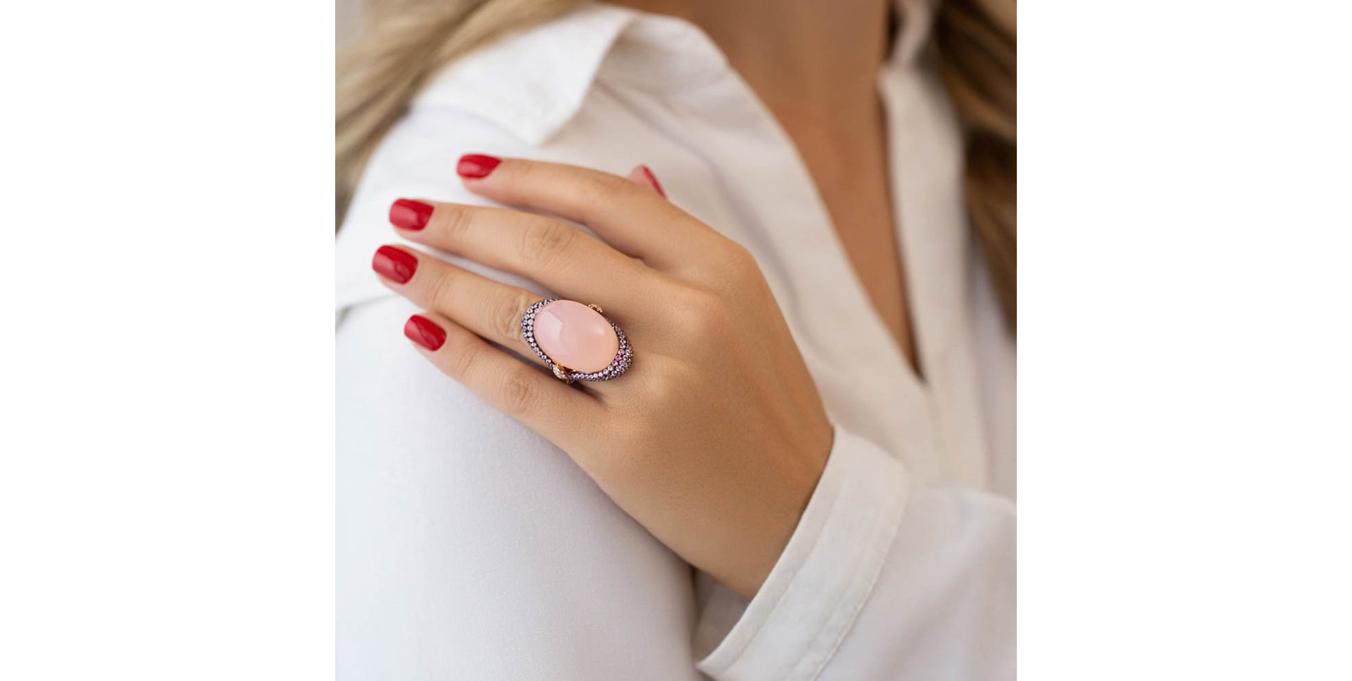 Diamond ring with Rose Quartz and Sapphire Venus Elegance
