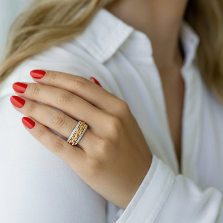 Diamond ring Aranya