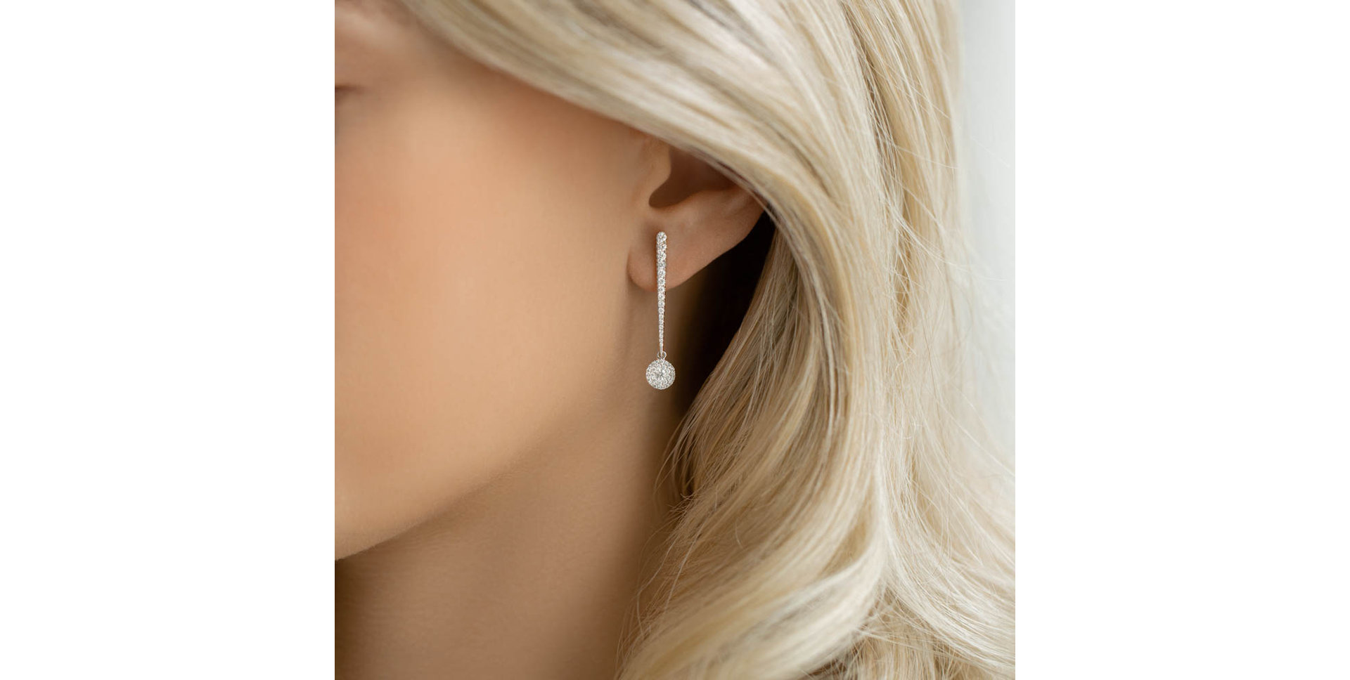 Diamond earrings Chesone