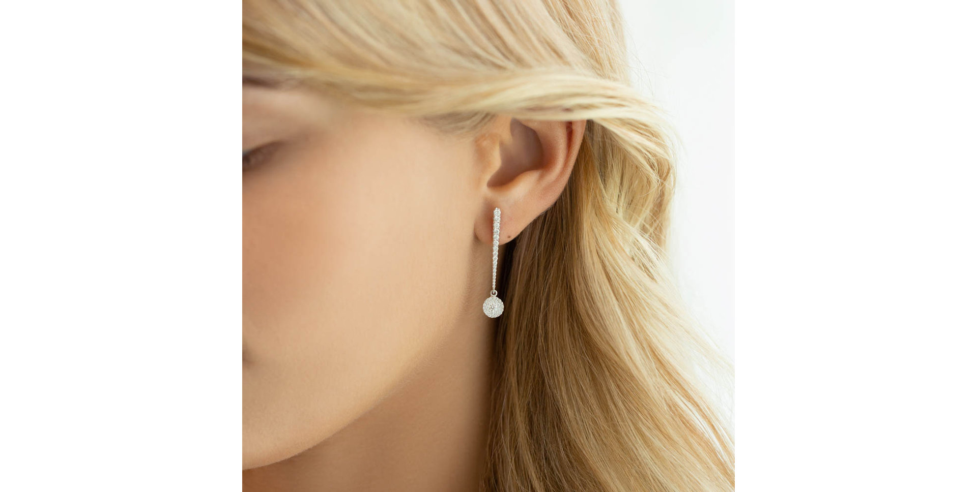 Diamond earrings Humphrey