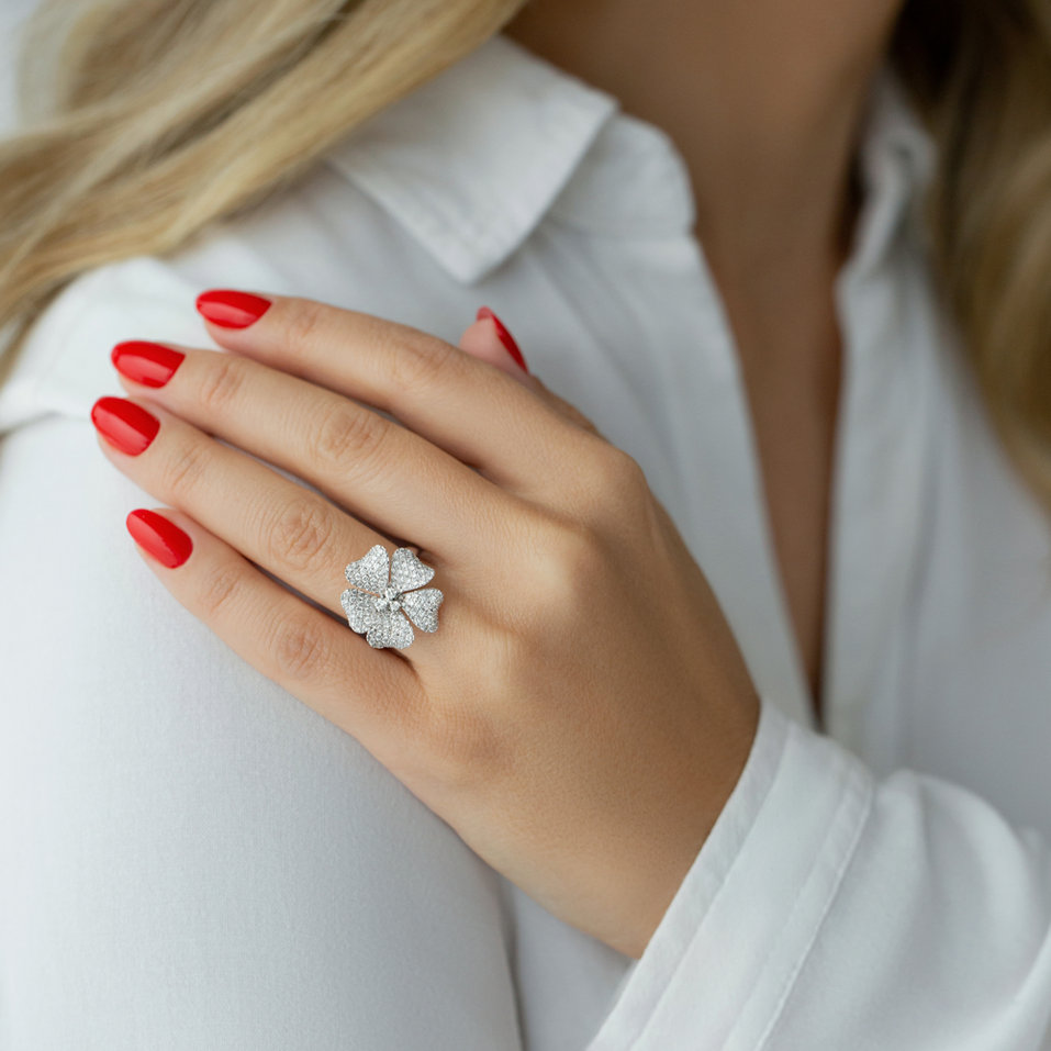 Diamond ring Diamond Lily