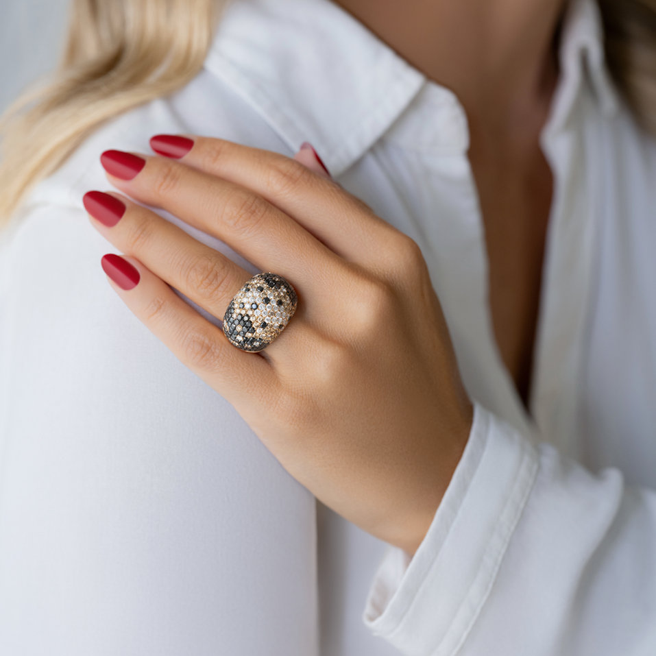 Ring with white, brown and black diamonds Sweet Kiss