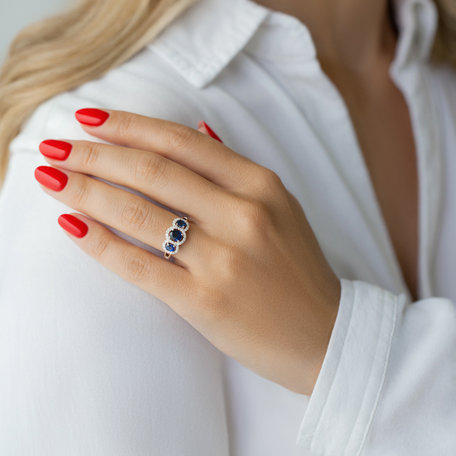 Diamond ring with Sapphire Luxury of Sapphire