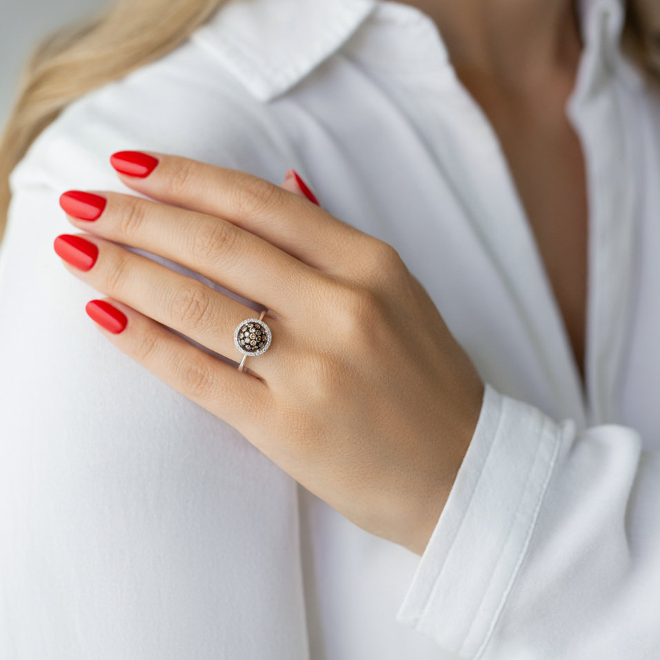 Ring with brown and white diamonds Armida