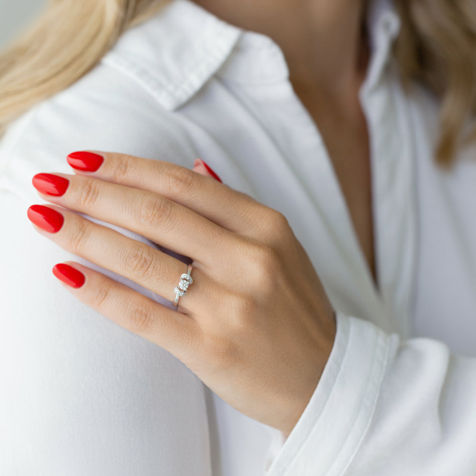 Diamond ring Mystery Shine