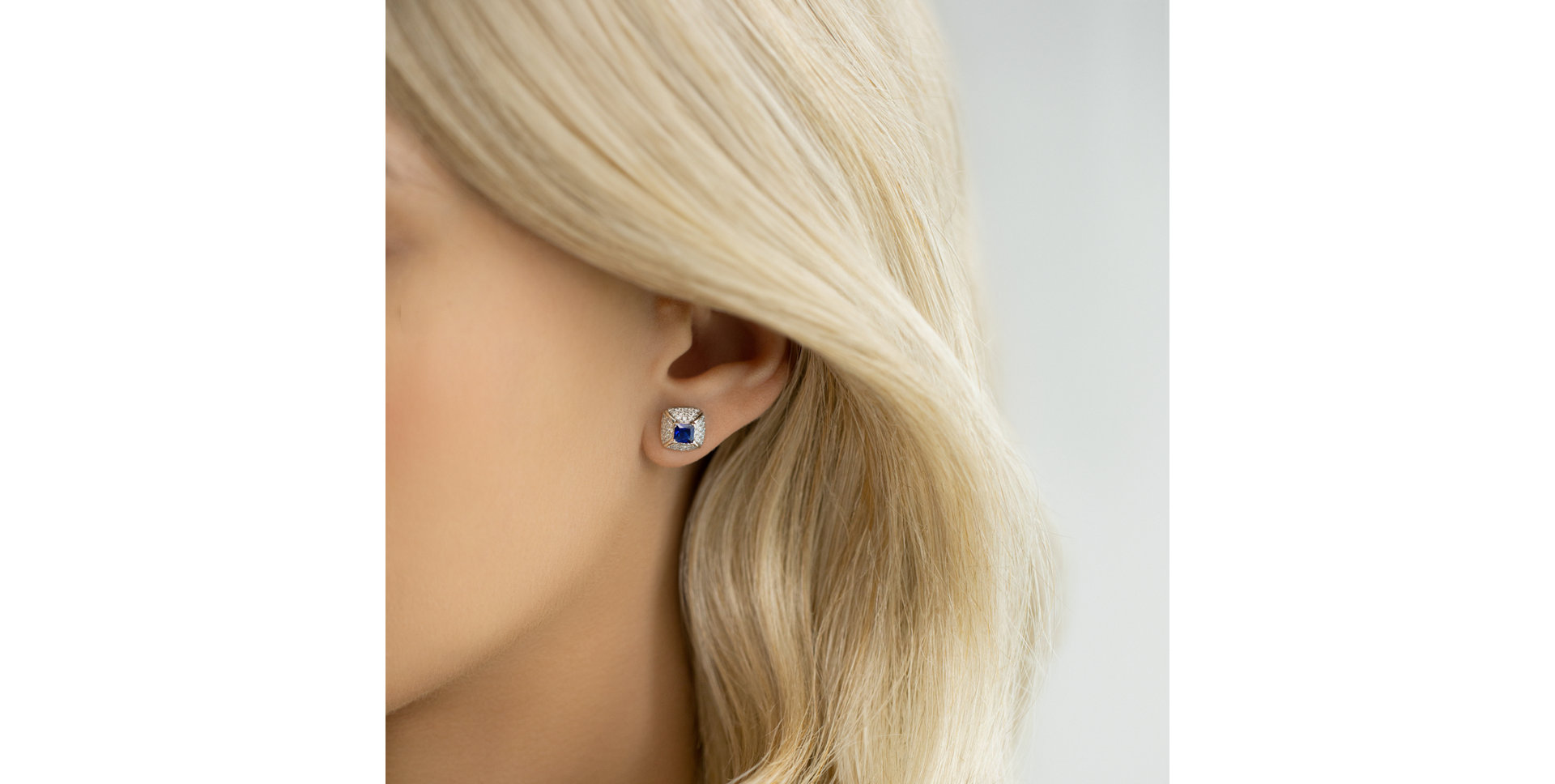 Diamond earrings with Sapphire Princess Nathalie