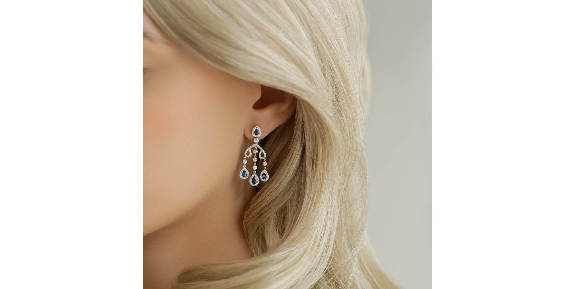 Diamond earrings and Sapphire Teagan