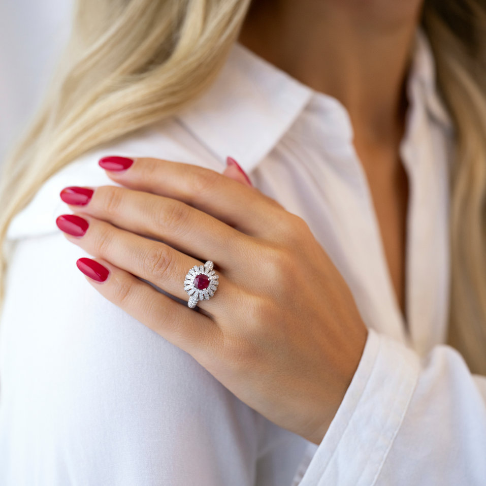 Diamond ring with Ruby Chrétien