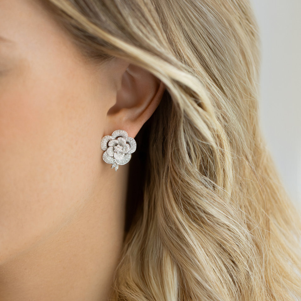 Diamond earrings Camellia Treasure