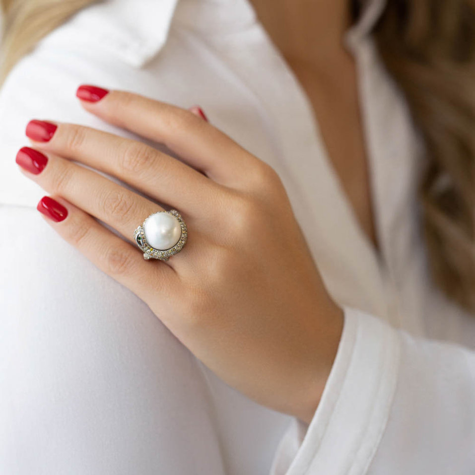 Ring with brown and yellow diamonds, Pearl and Garnet Sea Snake