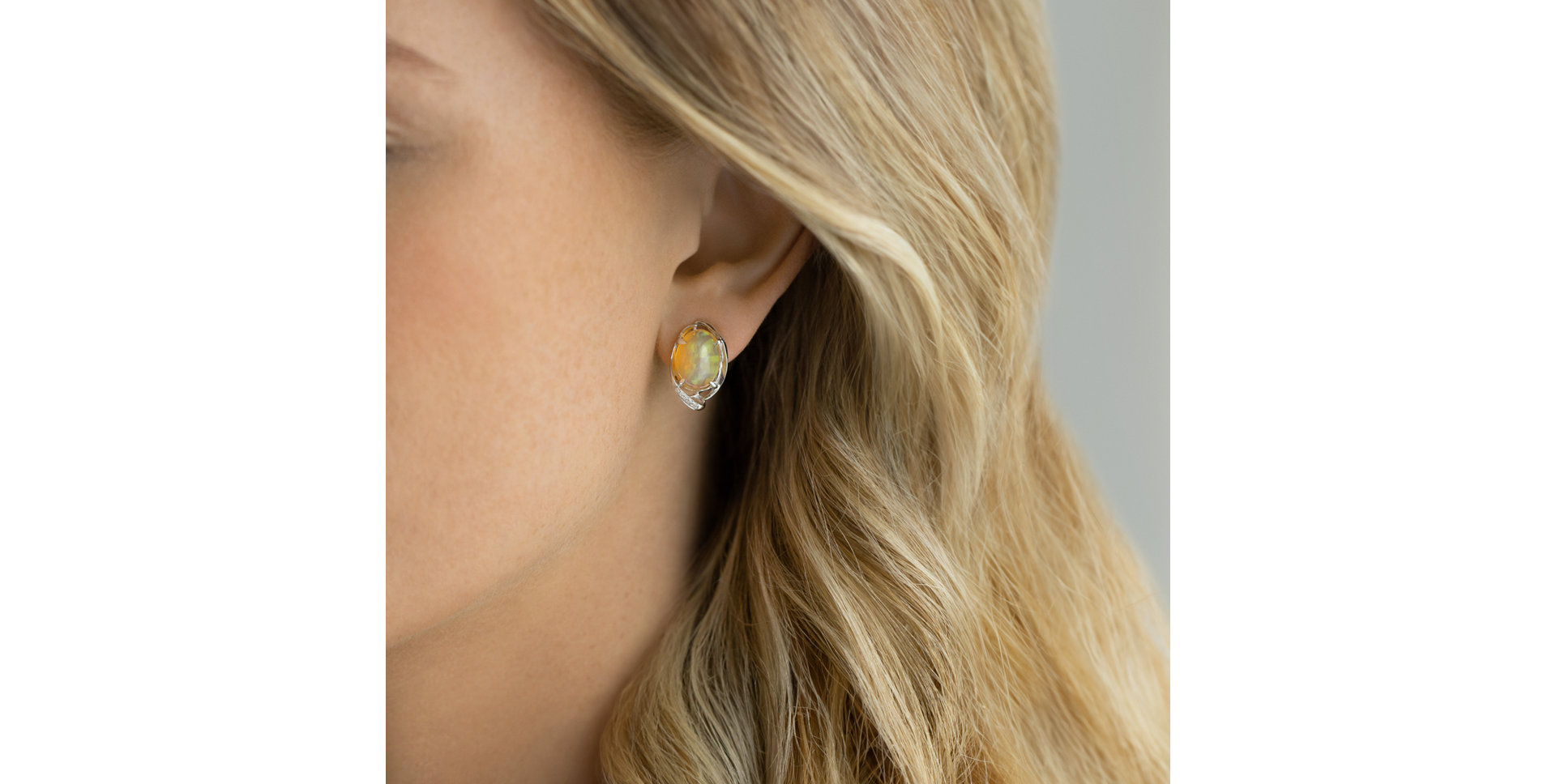 Diamond earrings with Opal Majestic Whisper