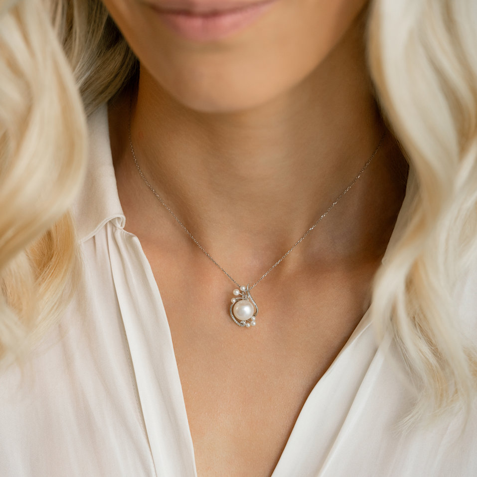 Diamond pendant with Pearl Tear of Mermaid