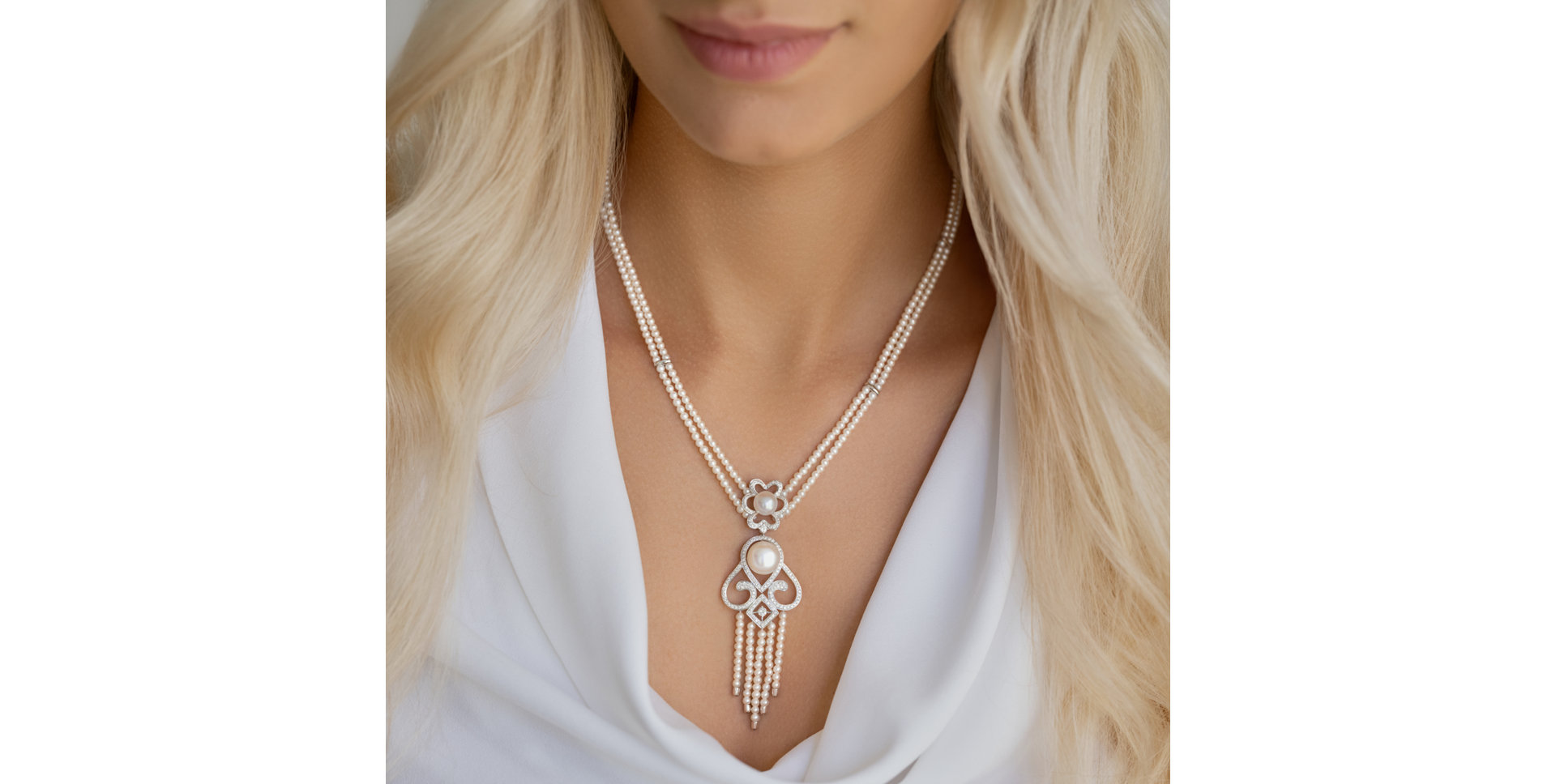 Diamond necklace with Pearl Versailles Romance